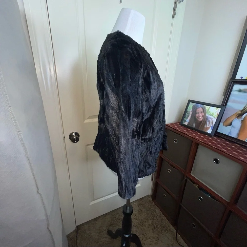 NWT Jennifer Lopez Short Faux Fur Jacket Black Tie Sz M